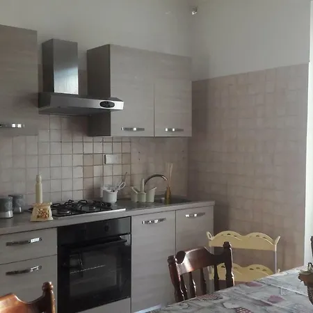 La Camelia Apartment *
